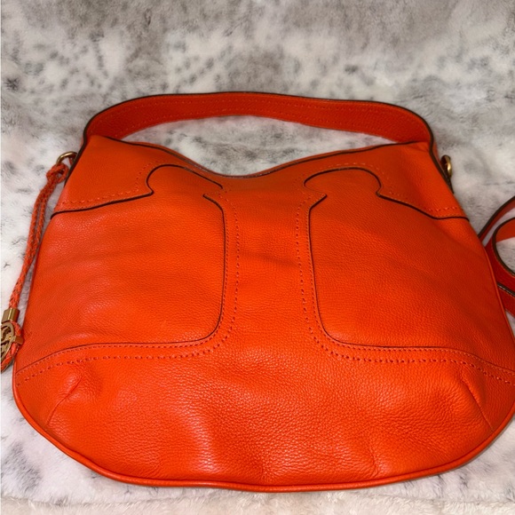 Tory Burch NWOT No callouts. Plastic on T. Fire Orange 🔥 Leather Crossbody Hobo - Picture 10 of 16